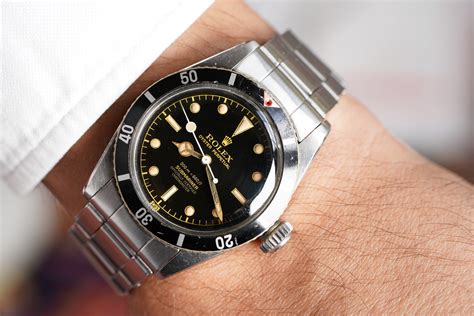 rolex submariner james bond big crown